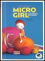 4_micro_girl_la_mysterieuse_boule_orange_1